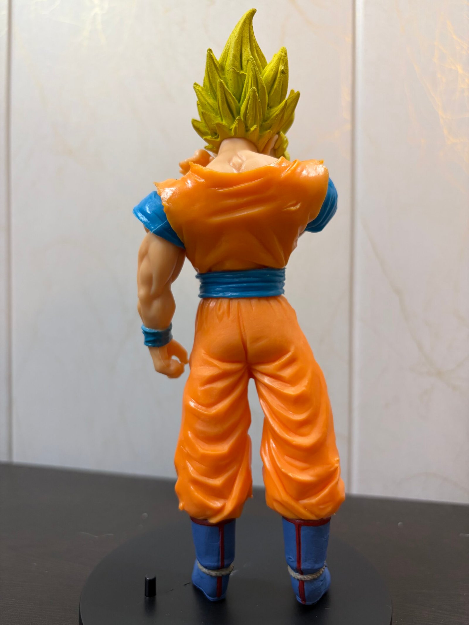Goku DBZ 21cm Angry Standing Action Figure