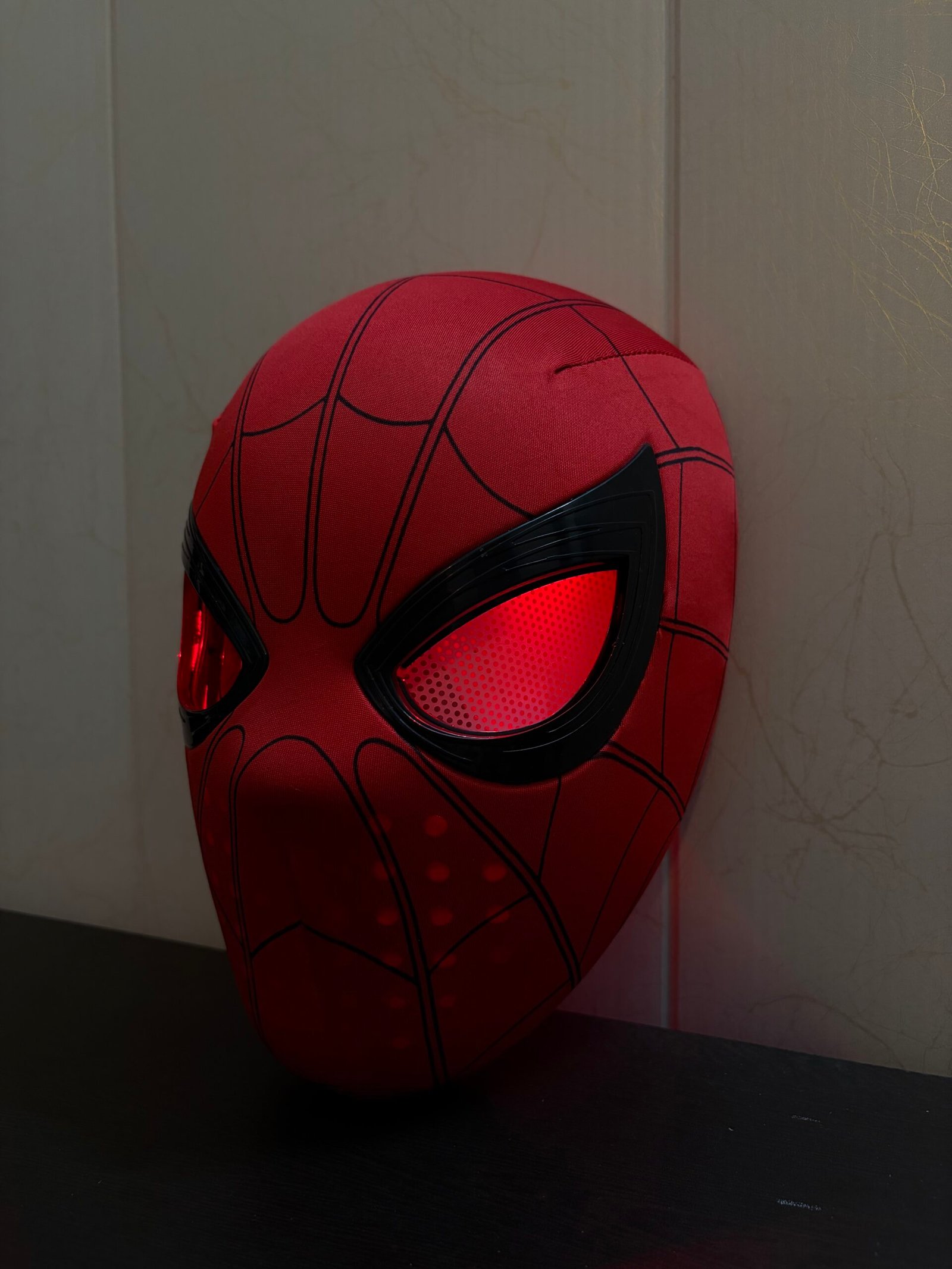 Spiderman Mask with Sensor Light & Eyes Moving
