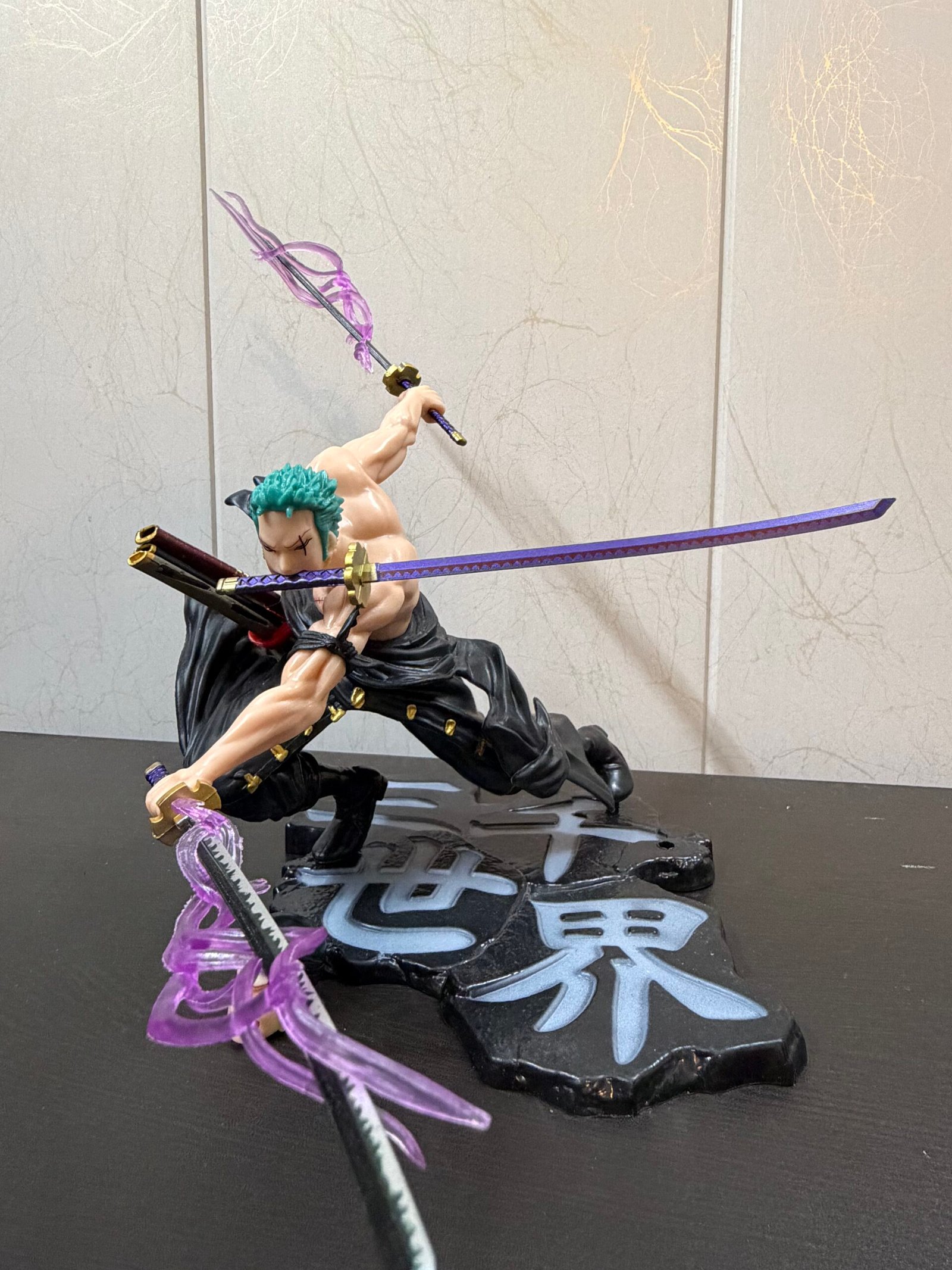 Premium Black Zoro in Battle Mode 23cm Figure (Blister + Box)